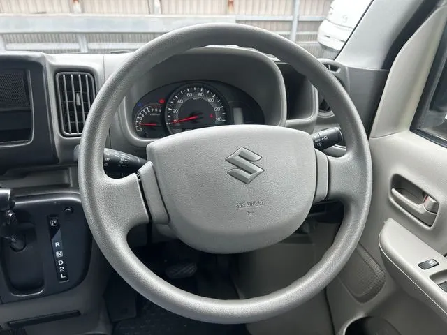 エブリイバン（スズキ）の車両写真