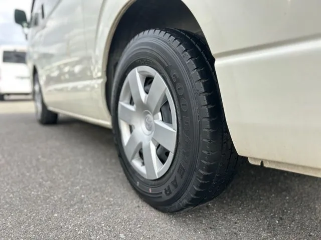 ハイエースバン　１．１５ｔ　２ＷＤ（トヨタ）の車両写真