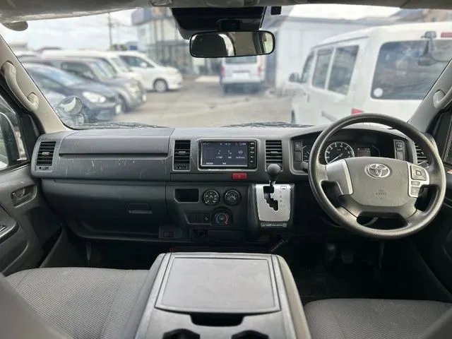 ハイエースバン　１．１５ｔ　２ＷＤ（トヨタ）の車両写真
