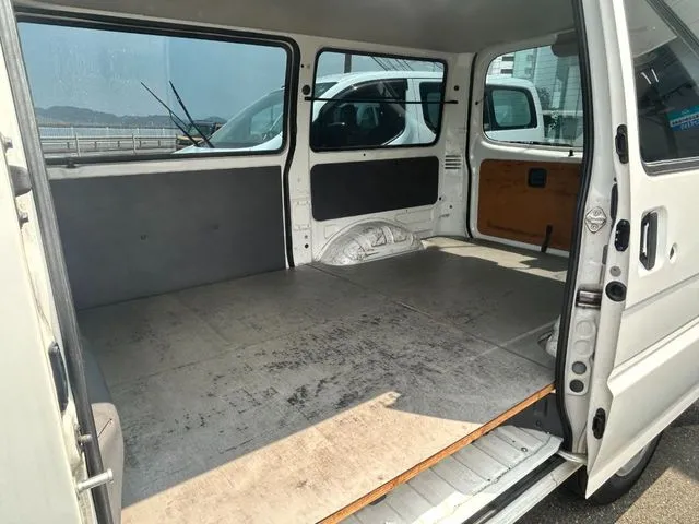 ボンゴバン　１．１５ｔ　２ＷＤ（マツダ）の車両写真