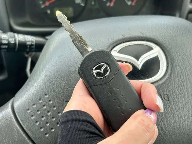 ボンゴバン　１．１５ｔ　２ＷＤ（マツダ）の車両写真