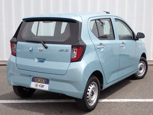 ミラ　イース　４ＷＤ（ダイハツ）の車両写真