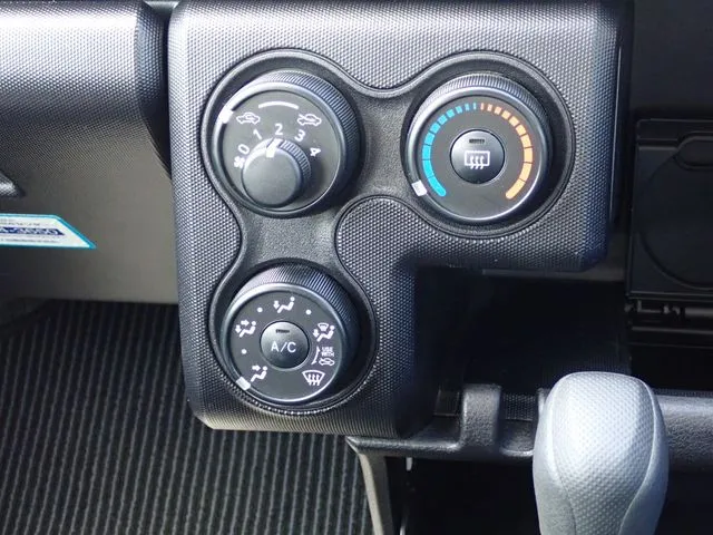 プロボックスバン　２ＷＤ（トヨタ）の車両写真