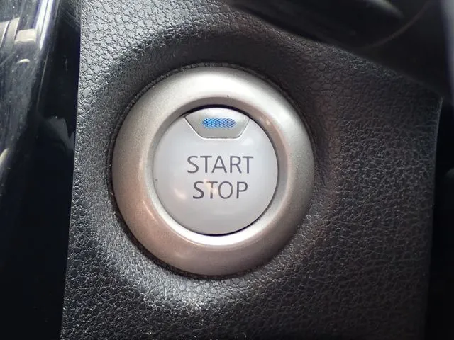 ノート（ニッサン）の車両写真
