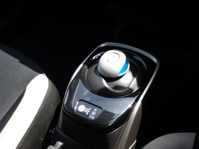 ノート（ニッサン）の車両写真