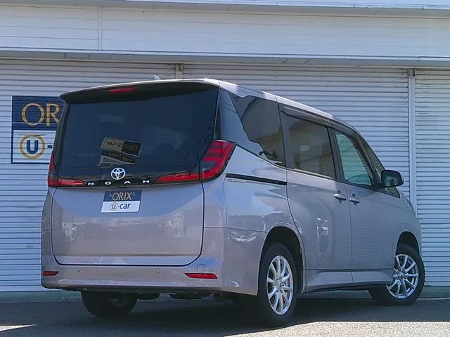 ノア　４ＷＤ（トヨタ）の車両写真