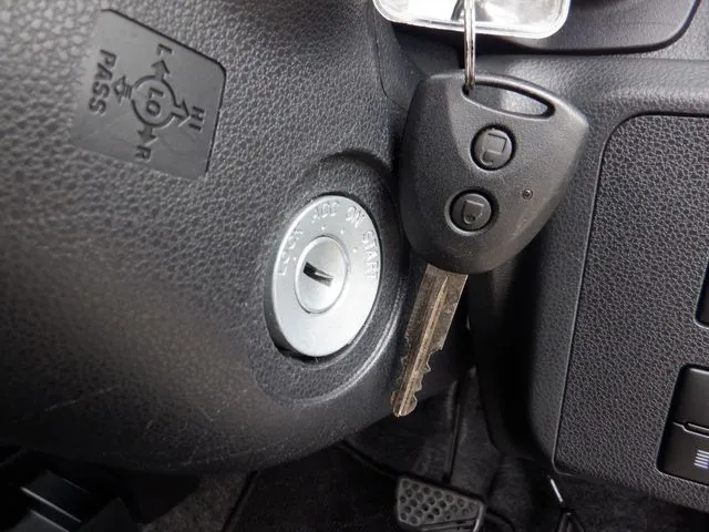 ミラ イース(ダイハツ)の車両写真