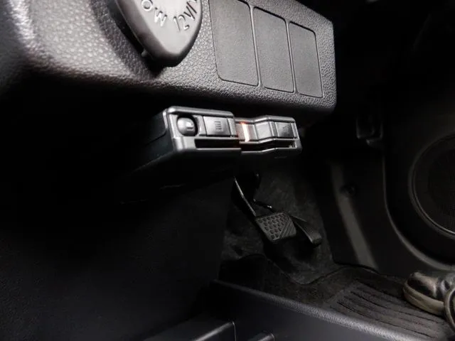 ミラ イース(ダイハツ)の車両写真