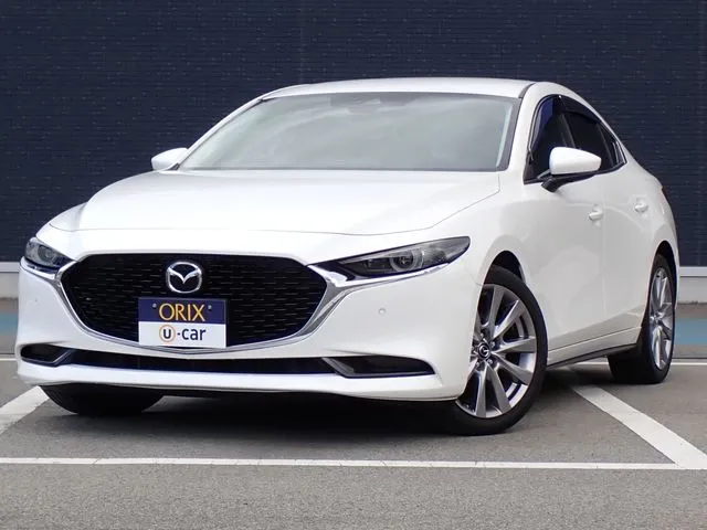 MAZDA3 セダン(マツダ)の車両写真