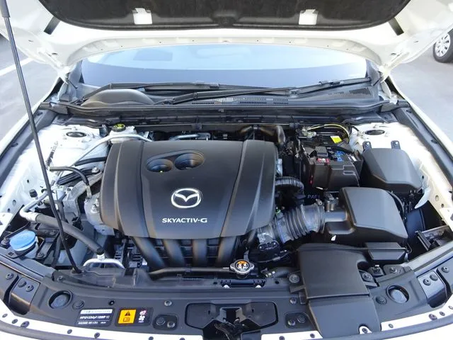 MAZDA3 セダン(マツダ)の車両写真