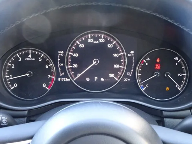 MAZDA3 セダン(マツダ)の車両写真