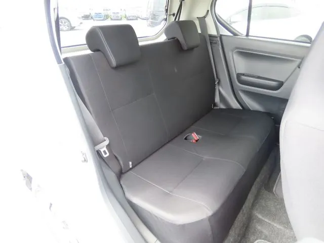 ミラ イース(ダイハツ)の車両写真