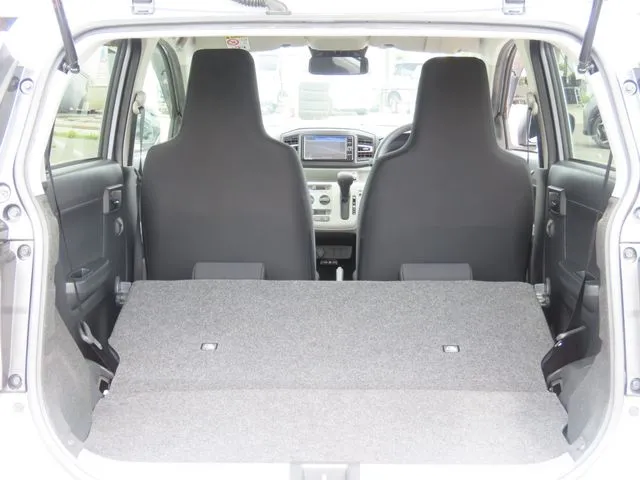 ミラ イース(ダイハツ)の車両写真