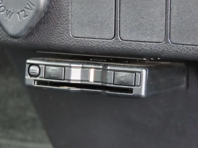 ミラ イース(ダイハツ)の車両写真