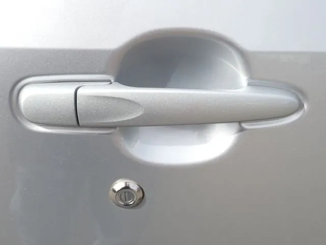 ムーヴ（ダイハツ）の車両写真