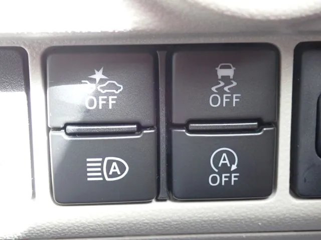 ムーヴ（ダイハツ）の車両写真