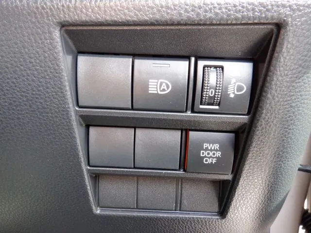 ノア（トヨタ）の車両写真