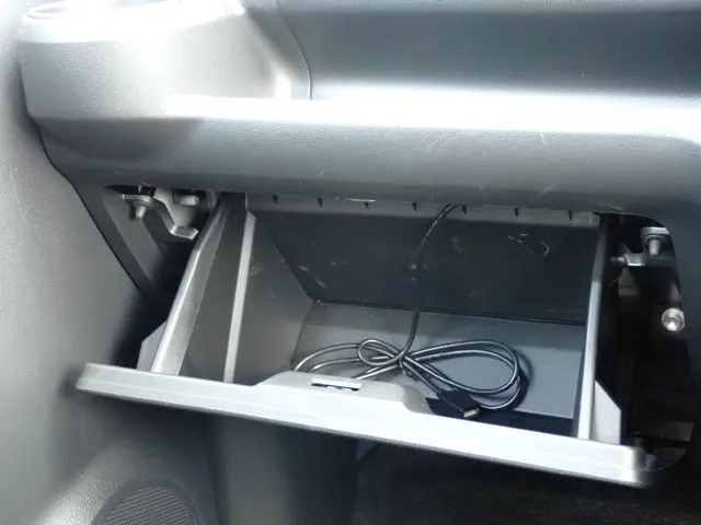 ミラ　イース（ダイハツ）の車両写真