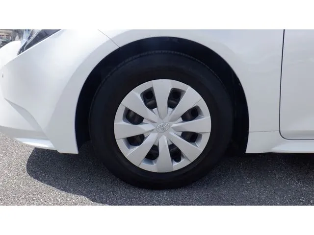 カローラ　ツーリング　ハイブリッド（トヨタ）の車両写真