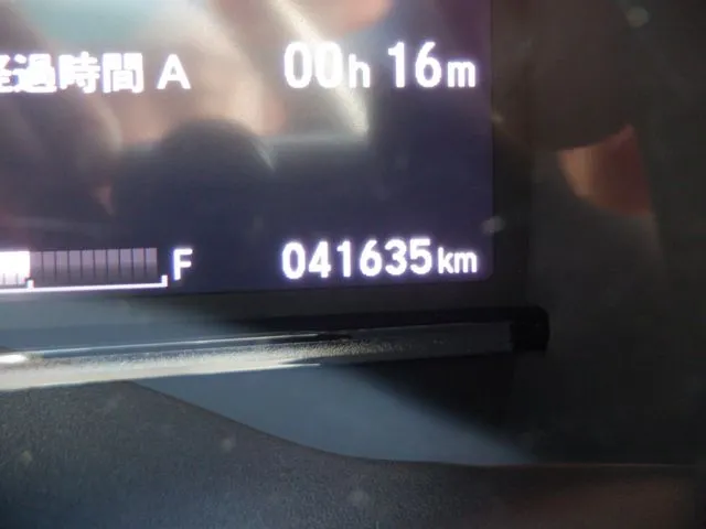 シャトル　ハイブリッド（ホンダ）の車両写真