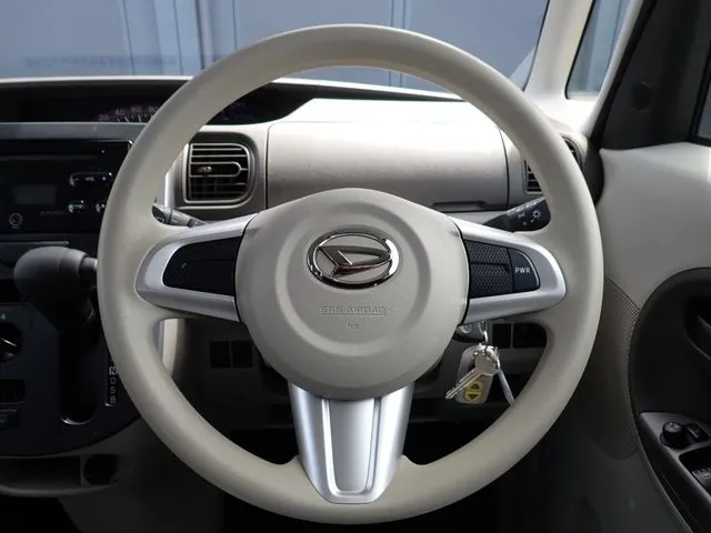 タント（ダイハツ）の車両写真