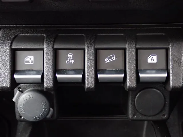 スズキ ジムニーシエラ