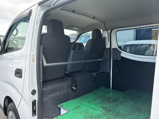 ＮＶ３５０キャラバン（ニッサン）の車両写真