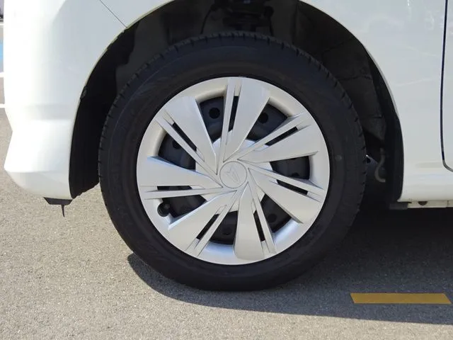 ミラ イース(ダイハツ)の車両写真