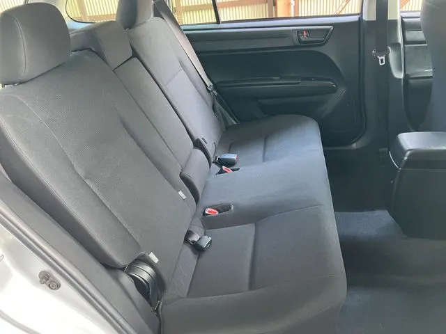 カローラフィールダー　４ＷＤ（トヨタ）の車両写真
