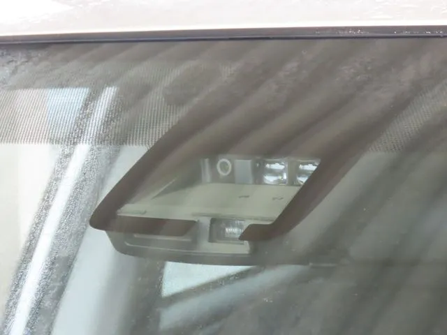 カローラフィールダー　ハイブリッド（トヨタ）の車両写真
