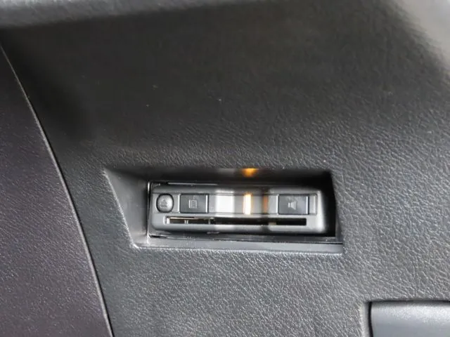 カローラフィールダー　ハイブリッド（トヨタ）の車両写真