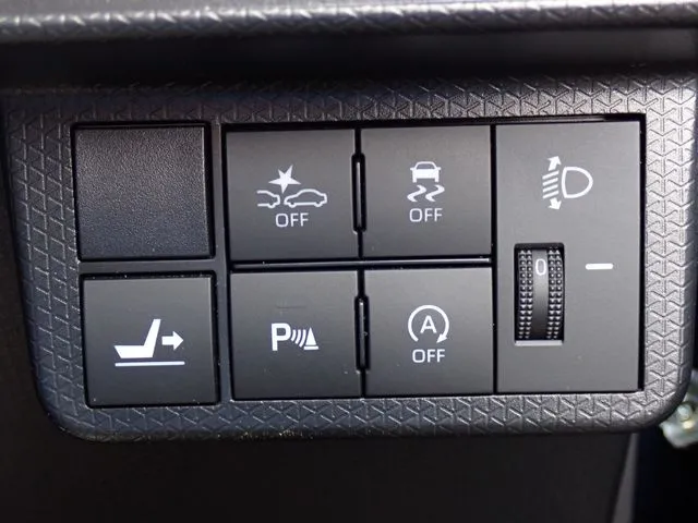 タント(ダイハツ)の車両写真