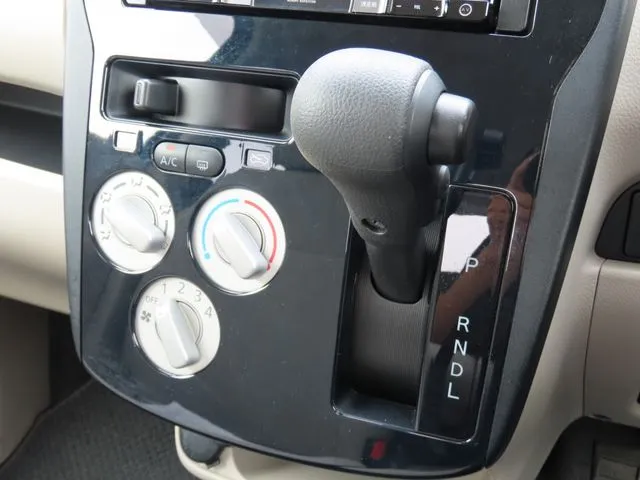 デイズ（ニッサン）の車両写真