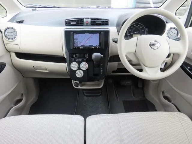 デイズ（ニッサン）の車両写真