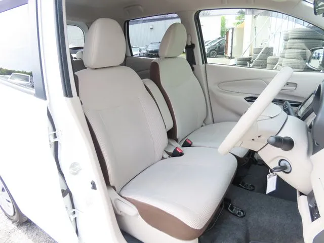 デイズ（ニッサン）の車両写真