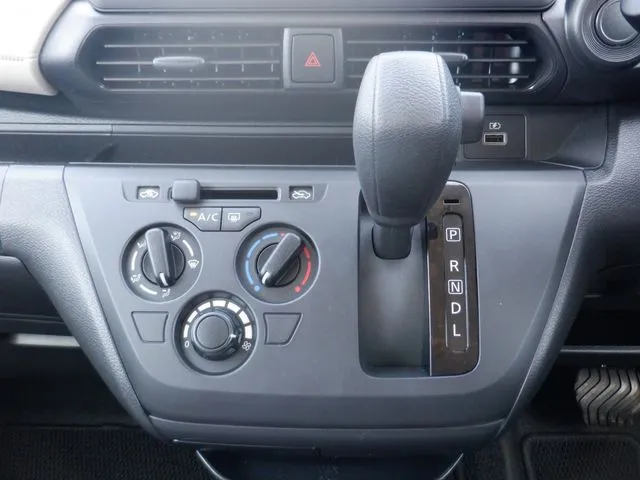 デイズ（ニッサン）の車両写真