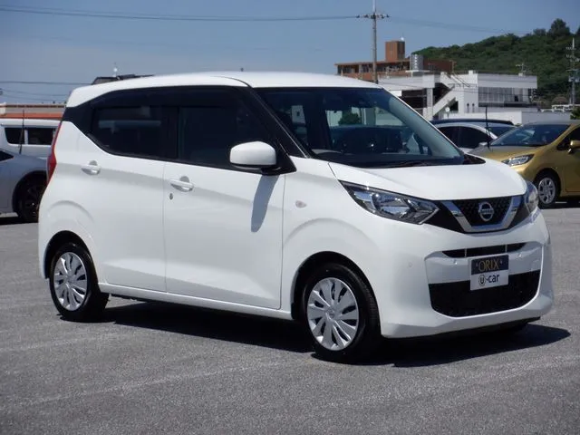 デイズ（ニッサン）の車両写真
