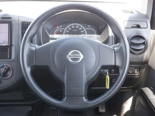 NV150 AD 2WD(ニッサン)の車両写真