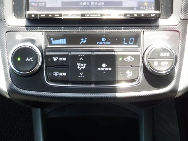 カローラフィールダー　ハイブリッド（トヨタ）の車両写真