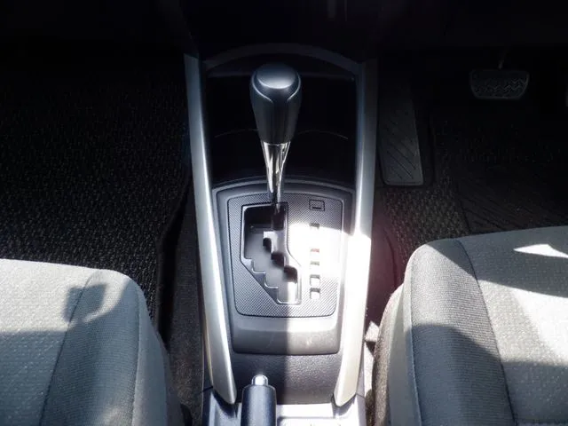 カローラフィールダー　ハイブリッド（トヨタ）の車両写真