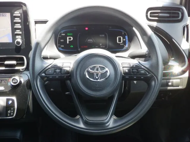 アクア（トヨタ）の車両写真