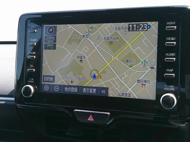 ヤリス　ハイブリッド（トヨタ）の車両写真
