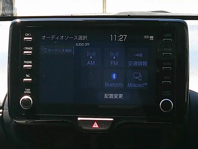 ヤリス　ハイブリッド（トヨタ）の車両写真