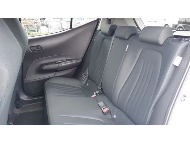 アクア（トヨタ）の車両写真