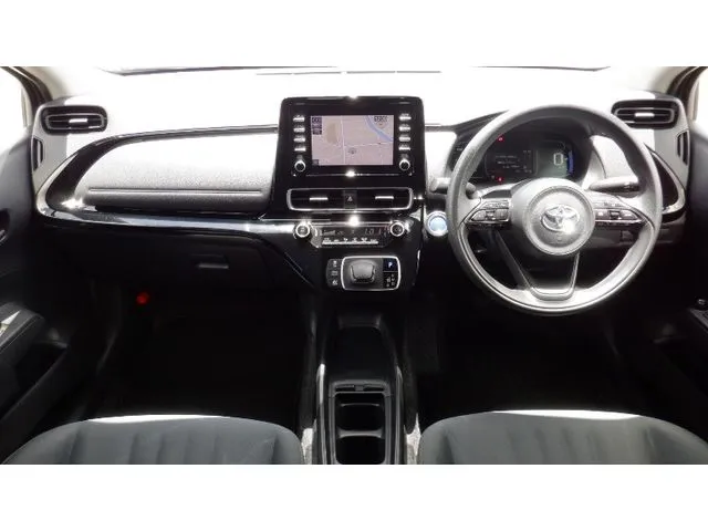 アクア（トヨタ）の車両写真
