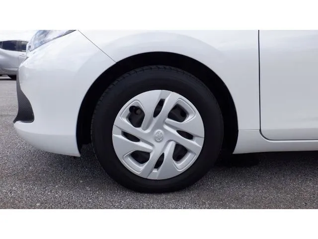 アクア（トヨタ）の車両写真