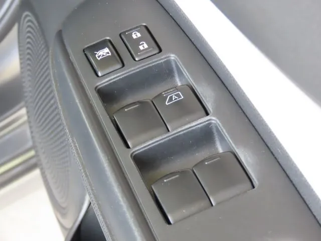 ノート（ニッサン）の車両写真