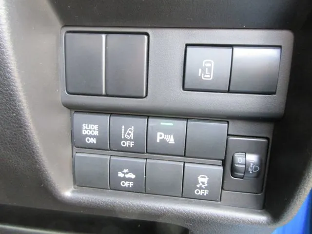 ソリオ　４ＷＤ（スズキ）の車両写真
