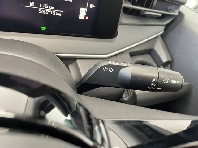 ノート（ニッサン）の車両写真