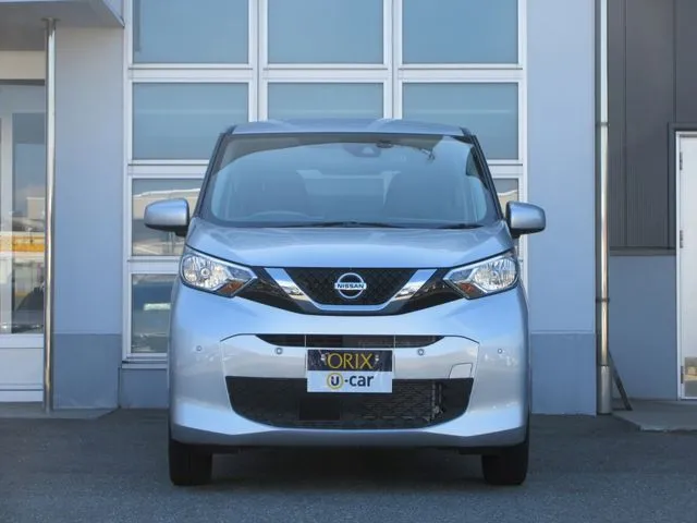 デイズ　４ＷＤ（ニッサン）の車両写真